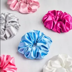 Scrunchies de satin