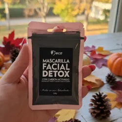 Mascarilla facial detox