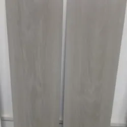 Porcelanato imitación madera