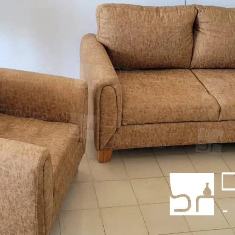Conjunto de sofá y butaca