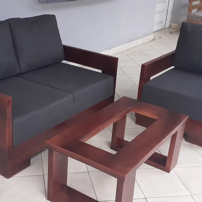 Conjunto sofá y butaca Masi