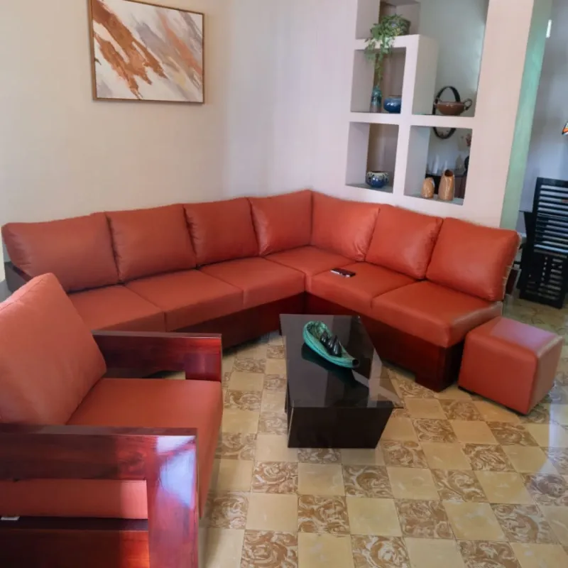 Conjunto sofá y butaca Masi