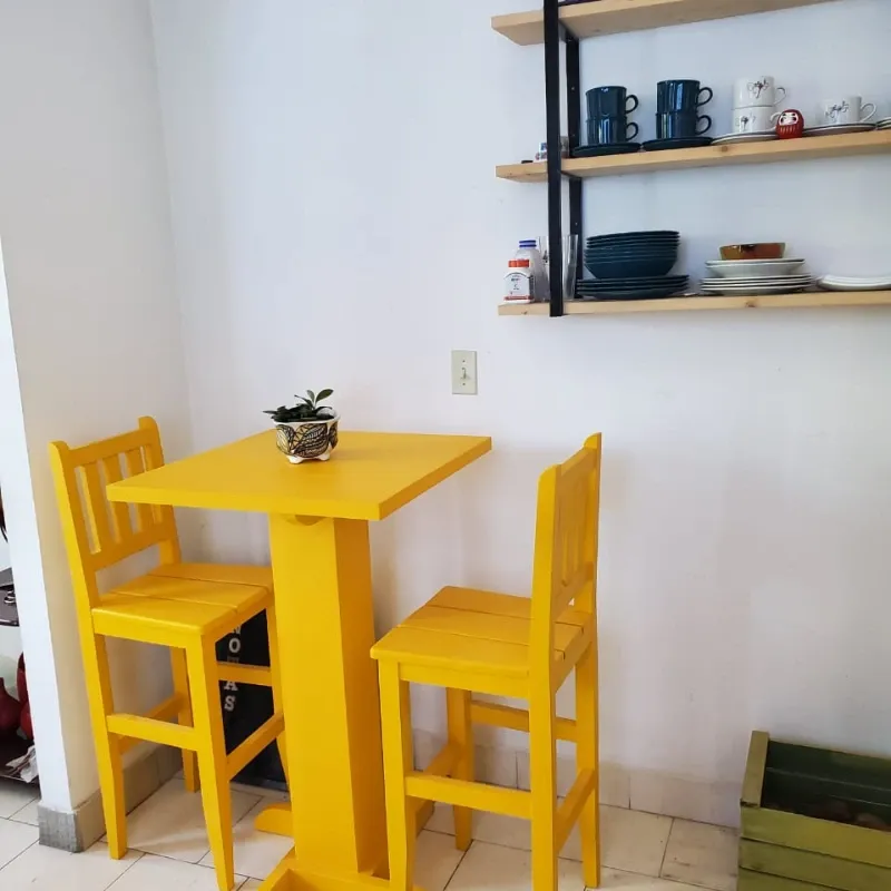 Juego de desayunador con dos banquetas 2