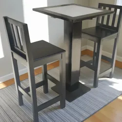 Juego de desayunador con dos banquetas