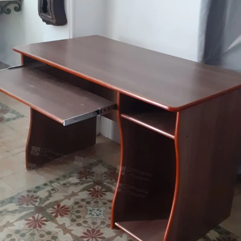 Mesa de computadora