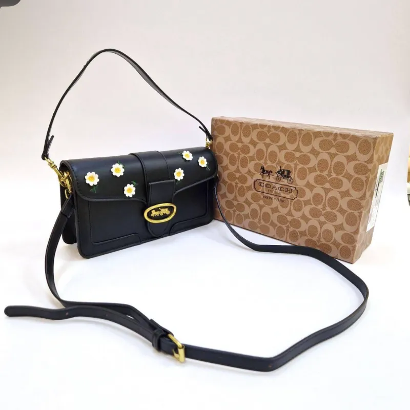 Cartera Coach 🌼
