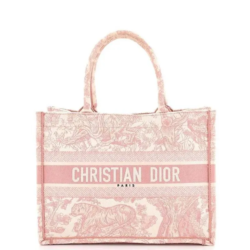 Cartera Dior💫