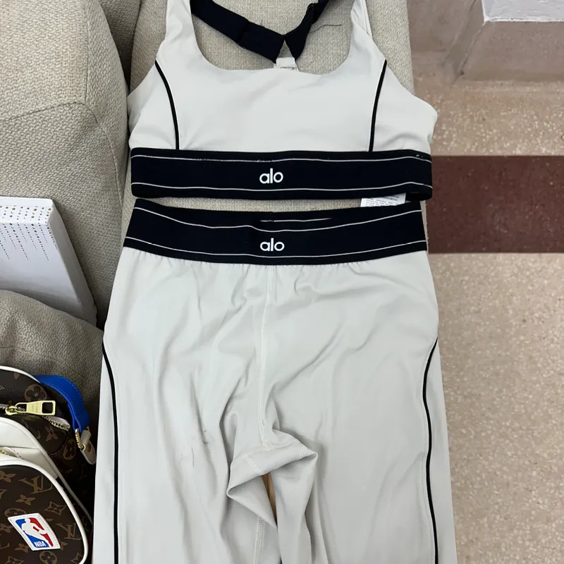 Conjunto Alo ✨