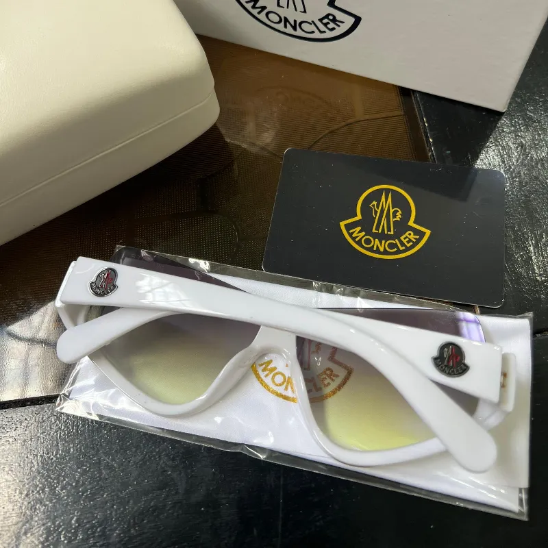 Gafas Moncler ✨