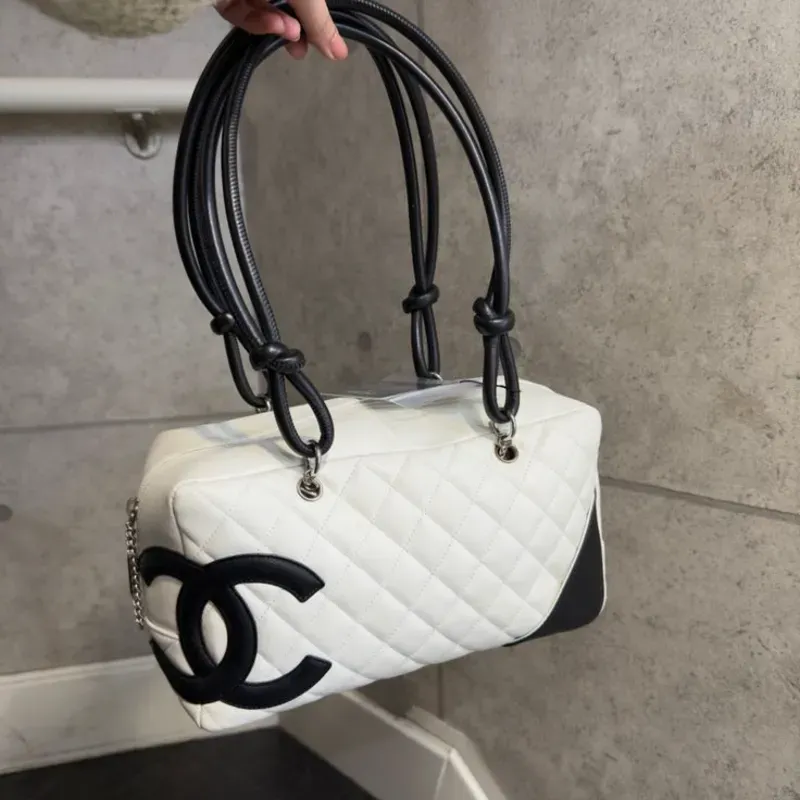 Mini Chanel