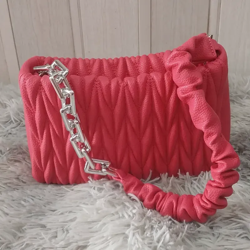 Cartera rosada 