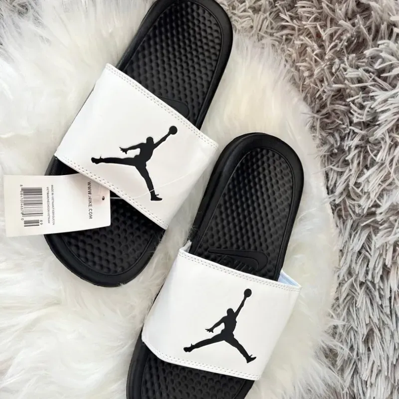 Chancletas de baño Jordán 