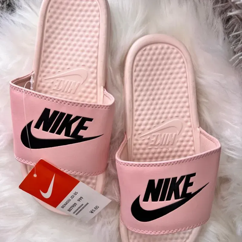Chancletas de baño Nike 