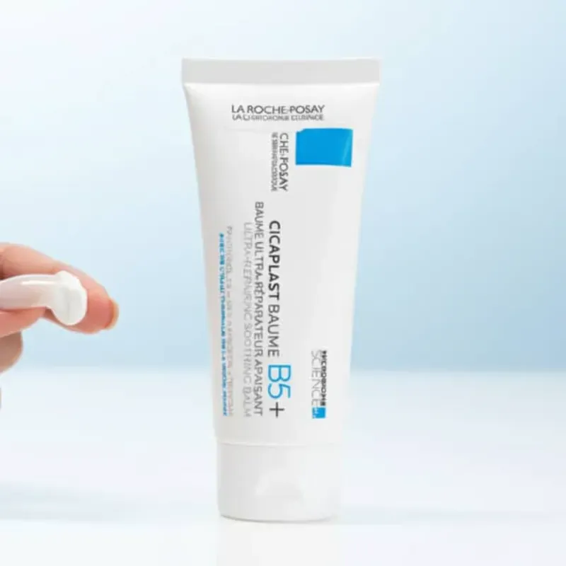 Cicaplast Baume B5+ de La Roche-Posay.