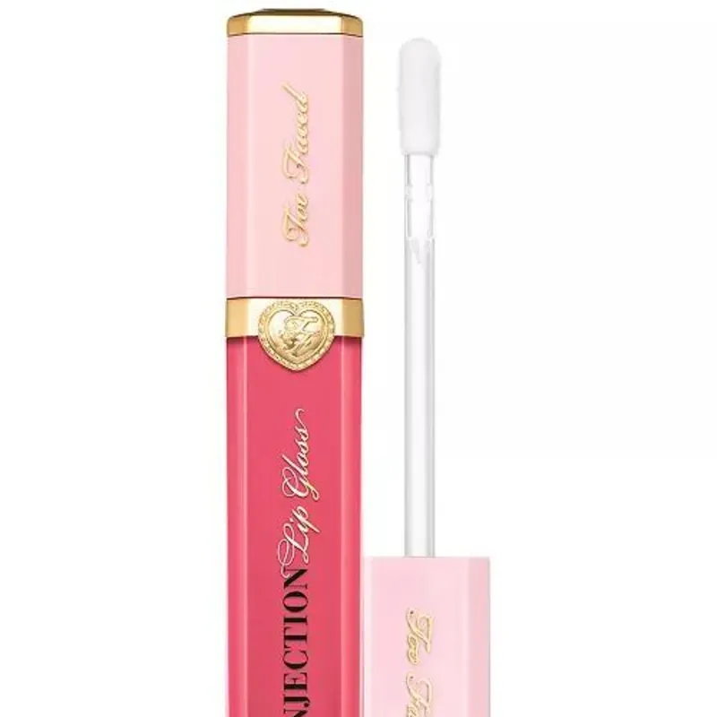 Labial too faced 