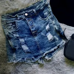 Saya short