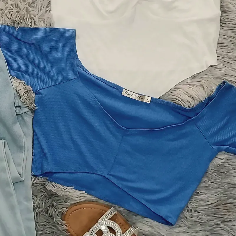 Top azul 