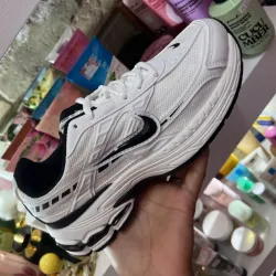 Zapatillas Nike clasicas 