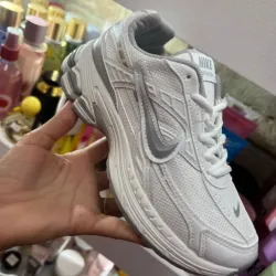 Zapatillas Nike clasicas 