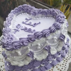 Cake Asthetic en forma de corazón 