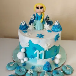 Cake de 1 piso con fondant y ganache de chocolate.