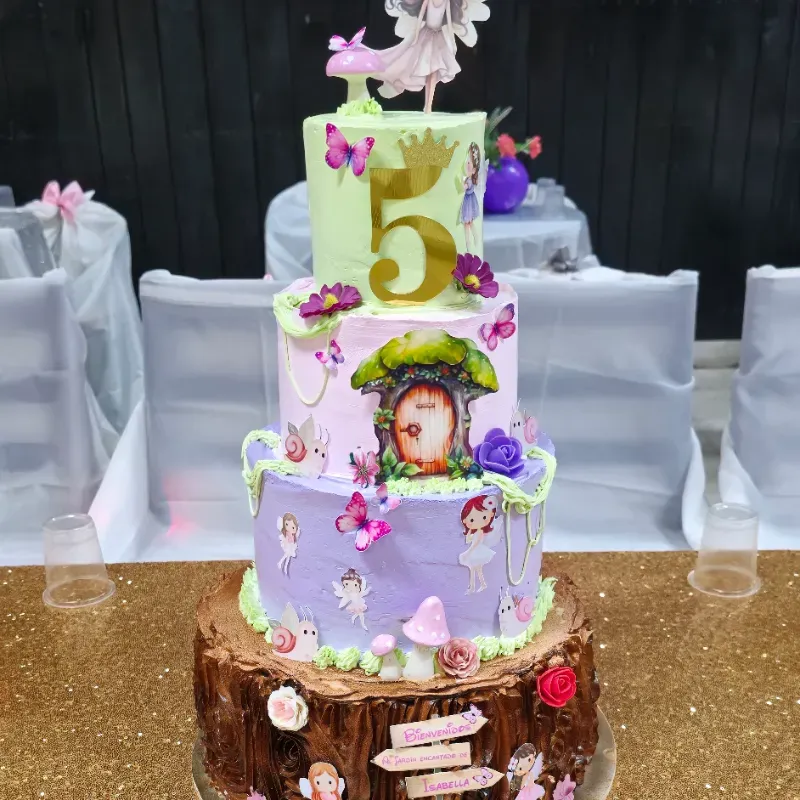 Cake tematico 4 pisos