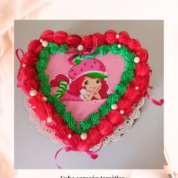 Cake temático en forma de corazón 20 cm