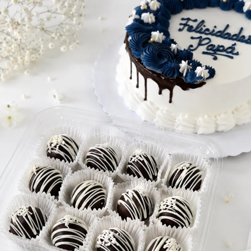 Cake de 18 cm relleno de crema de chocolate y set de trufas