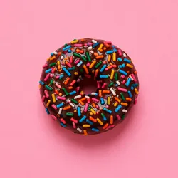 Mini donas con zafiro bitter 🍫 y grajea fantasía 🌈 8 unidades 
