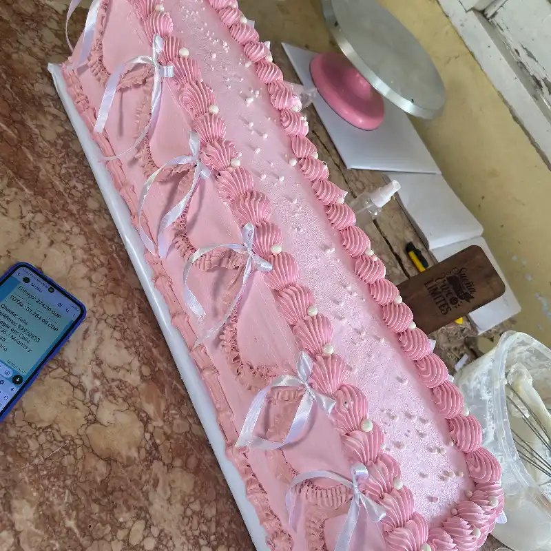 Long Cake (70 cm x 20 cm)