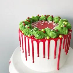 🎄 Torta Navideña con Springel de Fresa 🍓✨ 8 porciones 