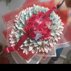 Ramo de rosas etenas