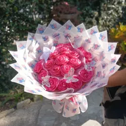 Ramo de rosas eternas