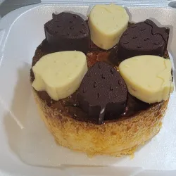 Flan con bombones rellenos