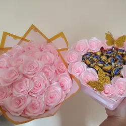 Combo corazón 💗 y rosas eternas💐