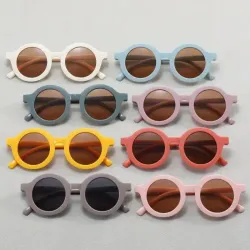 Gafas de sol para niñas y niños  $7 usd