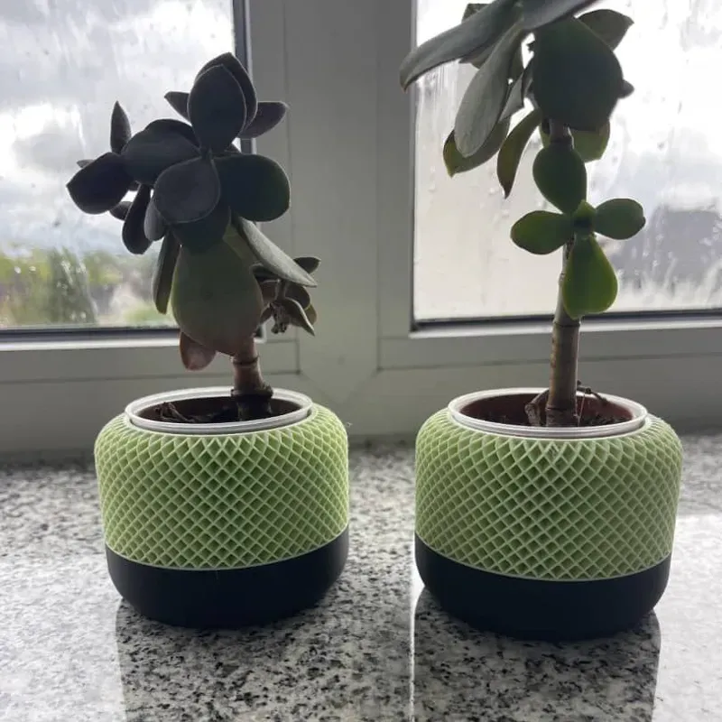 Maceta de Diseño Moderno  $10 usd 