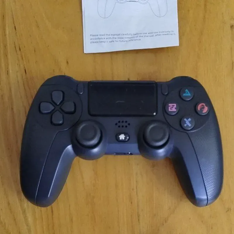 Mando Plug and Play estilo Ps4 $45 usd 