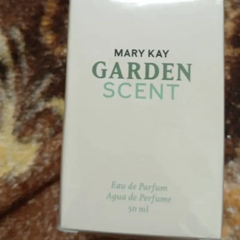 Perfume con manzana suprarreciclada