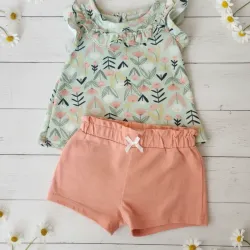 Conjunto de short y blusa floral