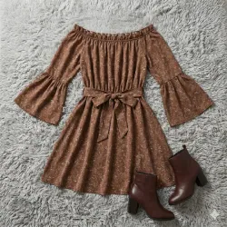 Vestido de mangas largas marrón floreado