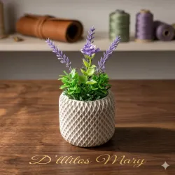 Búcaro con espigas de lavanda