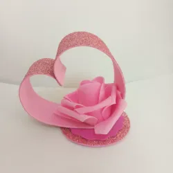Corazón y rosa rosada