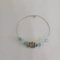 Pulsera con búho y perlas azules