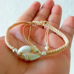 Pulso beige de caracol