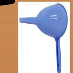 Embudo plástico c/ Mango