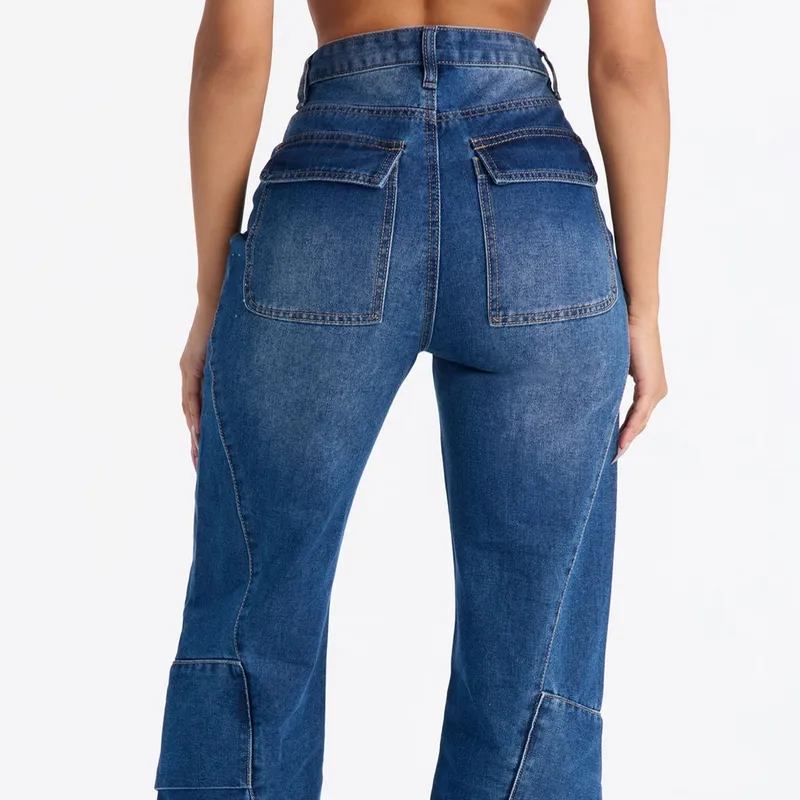 Pantalón azul recortes