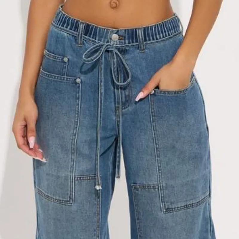 Pantalón con cordón