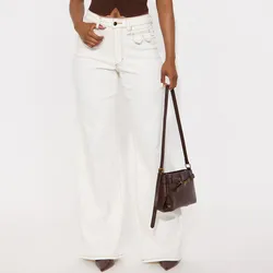Pantalón con costuras carmelitas