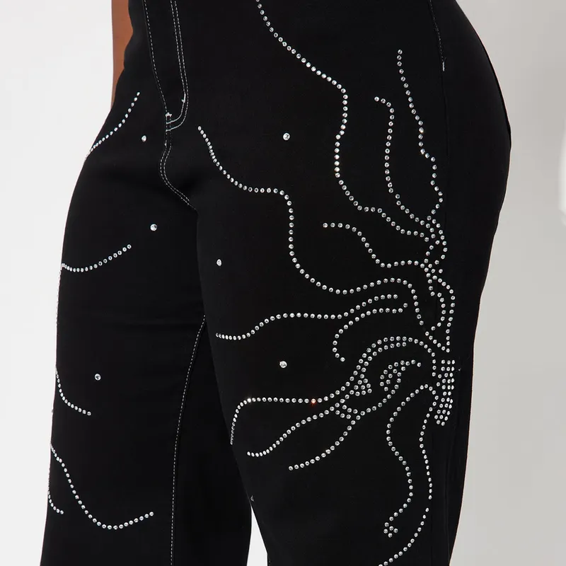 Pantalón Negro con detalles
